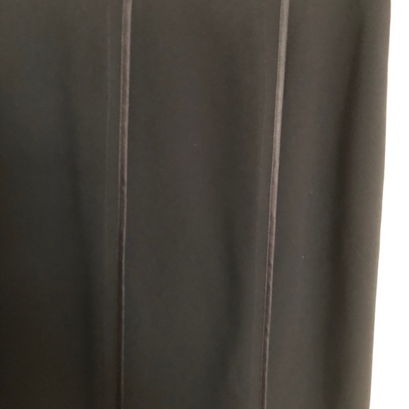 Vintage Skirt With Piping - Picture 2 of 3